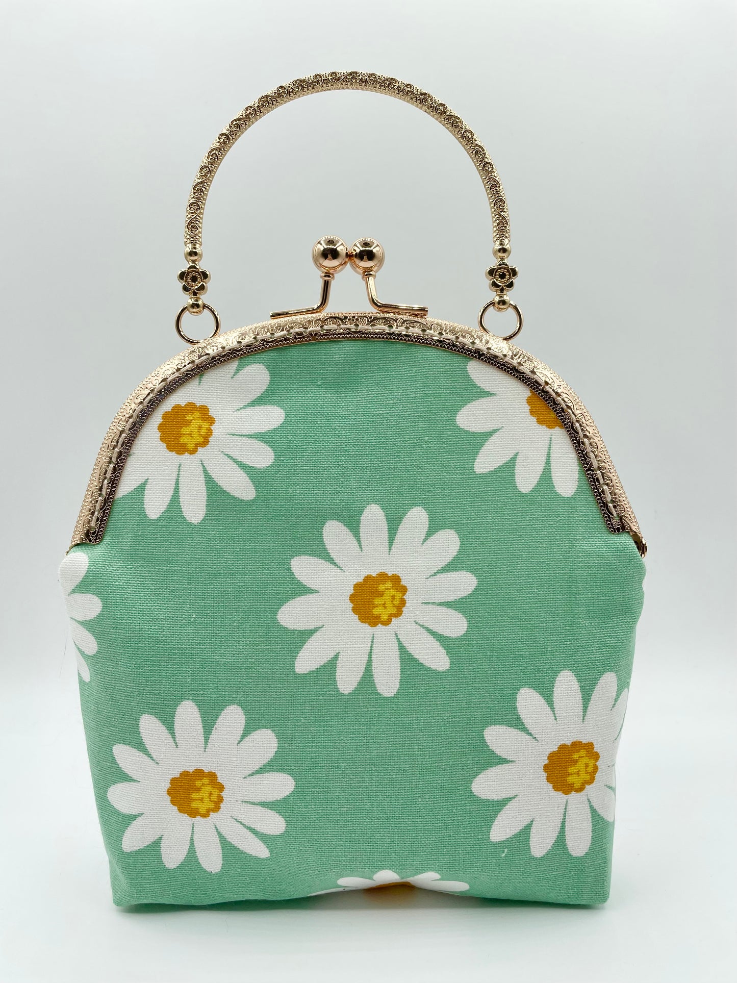 Green Daisy Purse